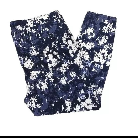 Gap Legging Skimmer Women’s Size 2/26R Navy Blue Floral Camo - Picture 1 of 8
